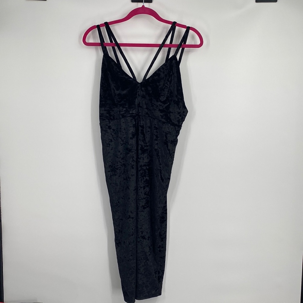 Alythea Black Velvet Bodycon Strappy Dress